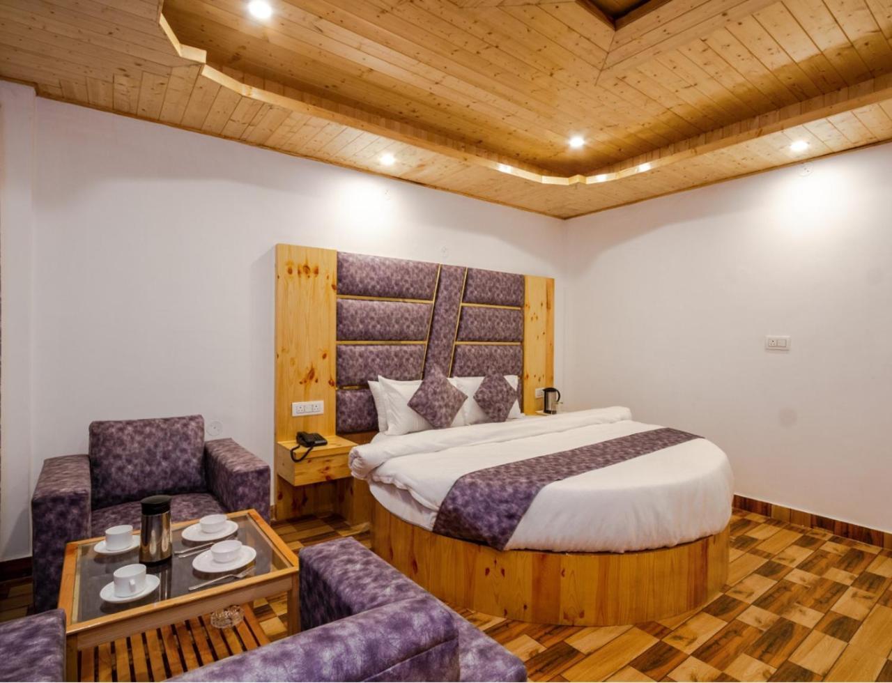 Hotel O Tp Suites 뉴델리 외부 사진