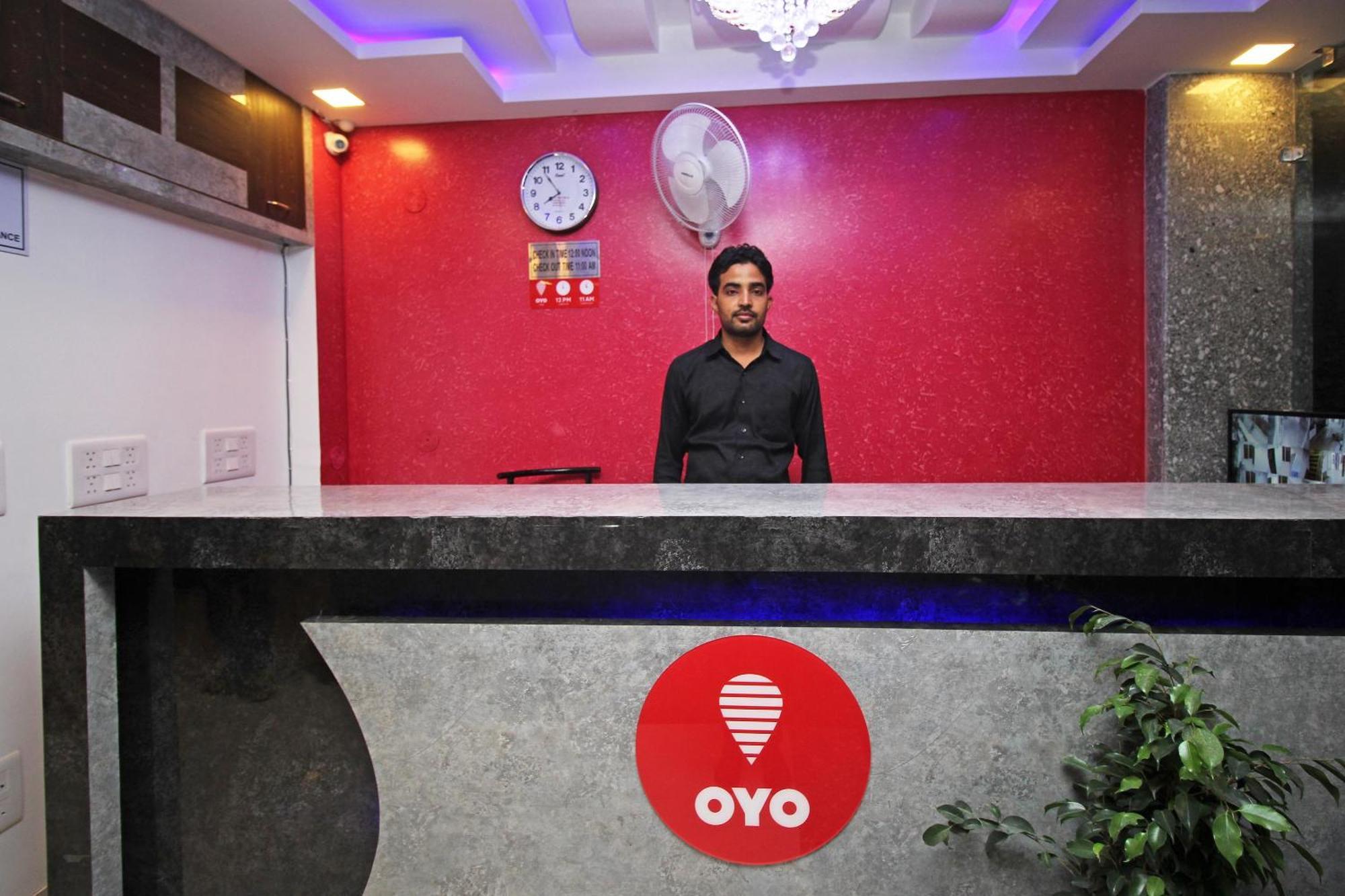 Hotel O Tp Suites 뉴델리 외부 사진